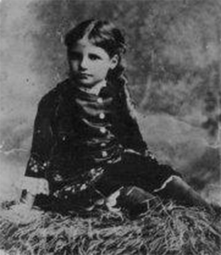 Minnie as a child