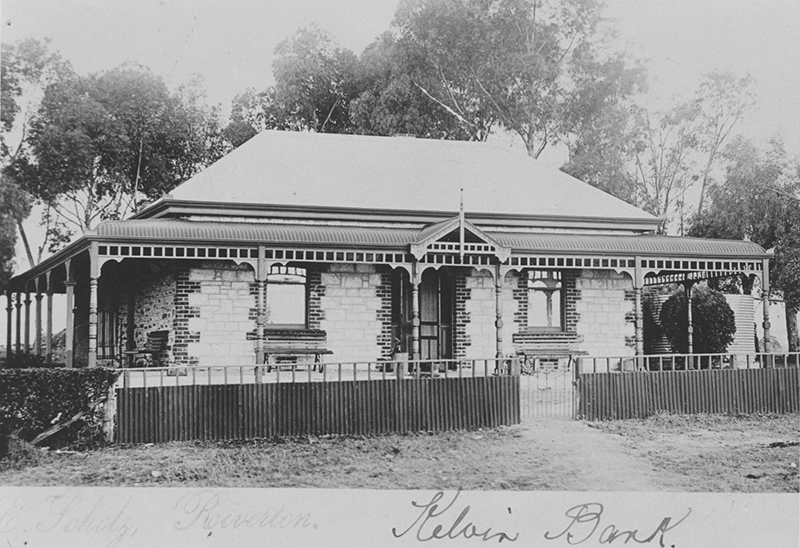 Cooper Town House 'Kelvin Bank'